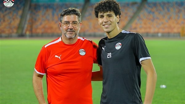 أمير هشام: الأهلي يدرس التعاقد مع عمر فايد.. وهناك تخوف من الاتجاه نحو العسقلاني
