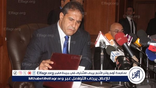 طاهر أبو زيد يوضح موقفه من الانضمام لبيراميدز: 'أنا أهلاوي ولا يمكنني اتخاذ خطوة كهذه الآن'