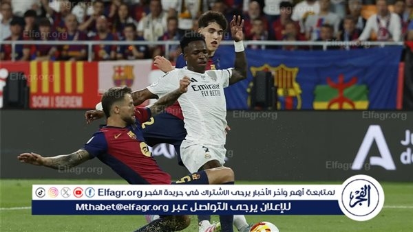 نجم برشلونة يشكر ويهنئ حكام الكلاسيكو