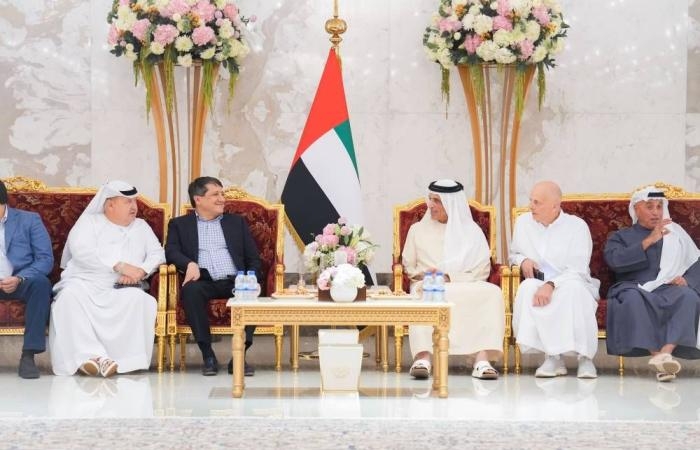 سعود بن صقر يواصل استقبال المهنئين بشهر رمضان