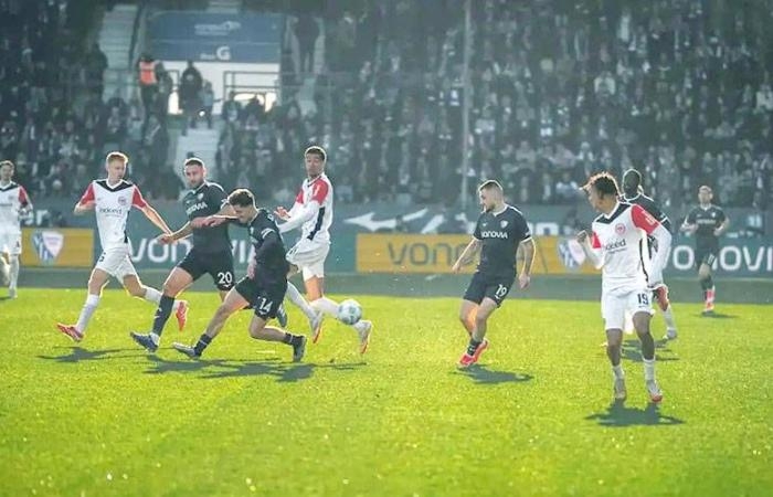 الدوري الألماني.. فرانكفورت يعود إلى سكة الانتصارات عبر بوابة بوخوم