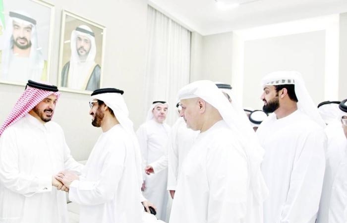 شيوخ القواسم يعزّون في وفاة عائشة المطوع