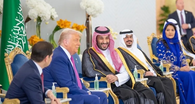 شريكاً أساسياً بكل المجالات.. ولي العهد السعودي والرئيس ترامب يوقعان وثيقة الشراكة الاقتصادية الاستراتيجية..شريكاً أساسياً بكل المجالات