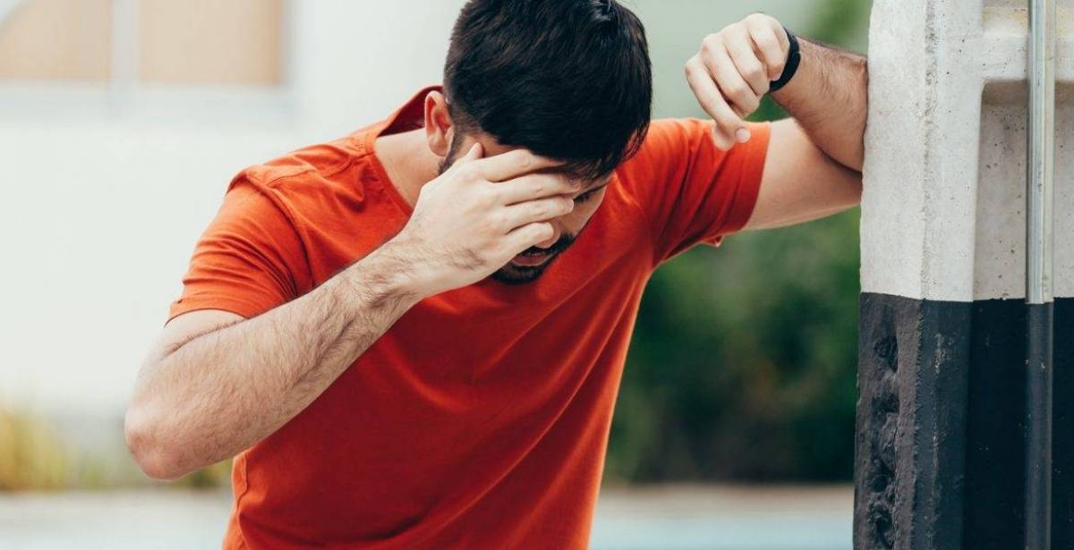 الدوار عند الإنحناء... هل هو عارض طبيعي أم مُؤشر على مُشكلة صحيّة؟