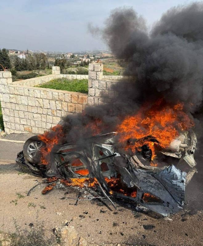 العدو يُواصل خروقاته... شهيد بغارة على سيارة في صور