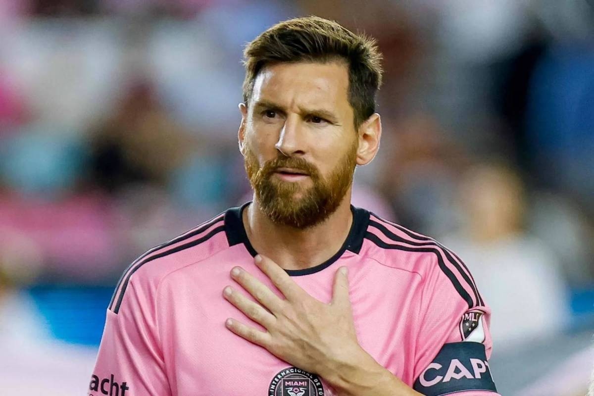 ميسي يكشف سر غيابه عن قمة الأرجنتين والبرازيل