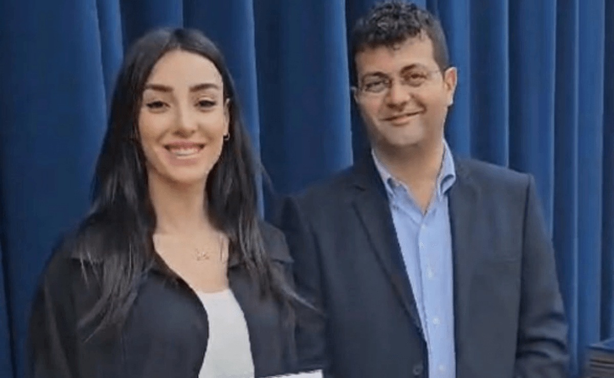 نقابة الصيادلة تُكرم الإعلامية ميرا عبد الخالق