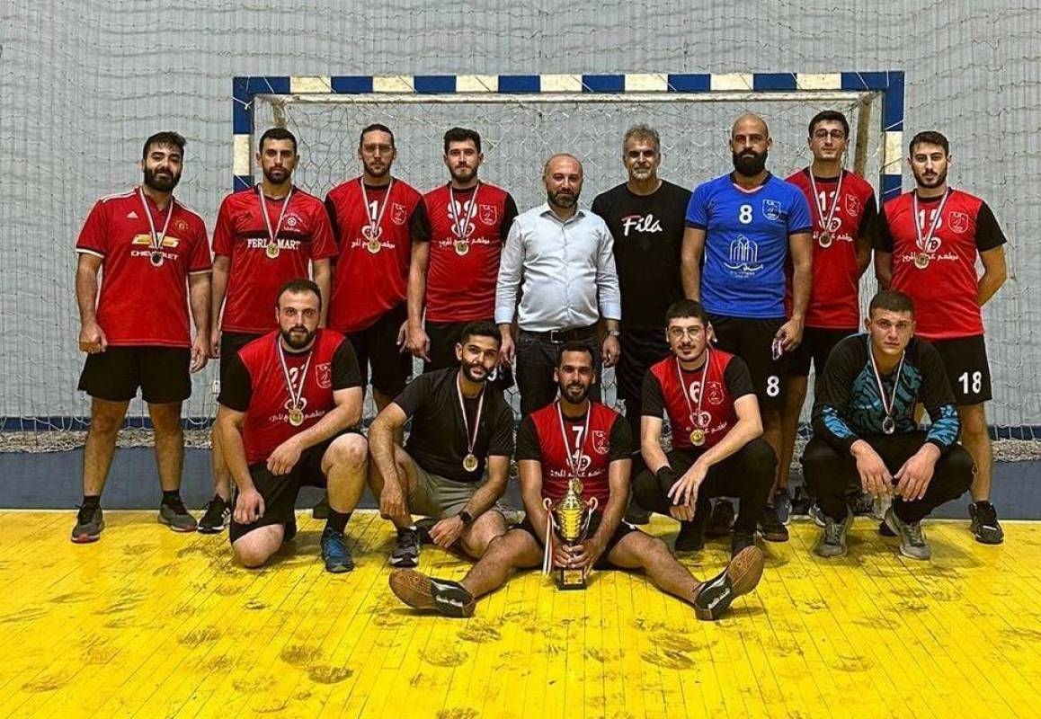 بالدخول إلى كل منزل وهذا ما ينقصها لتتطور