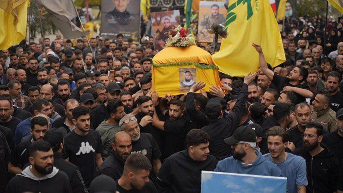 حزب الله شيّع ثلّة من الشهداء على طريق القدس جشي: نطالب الدولة بأن تفي بالتزاماتها بدحر العدوان