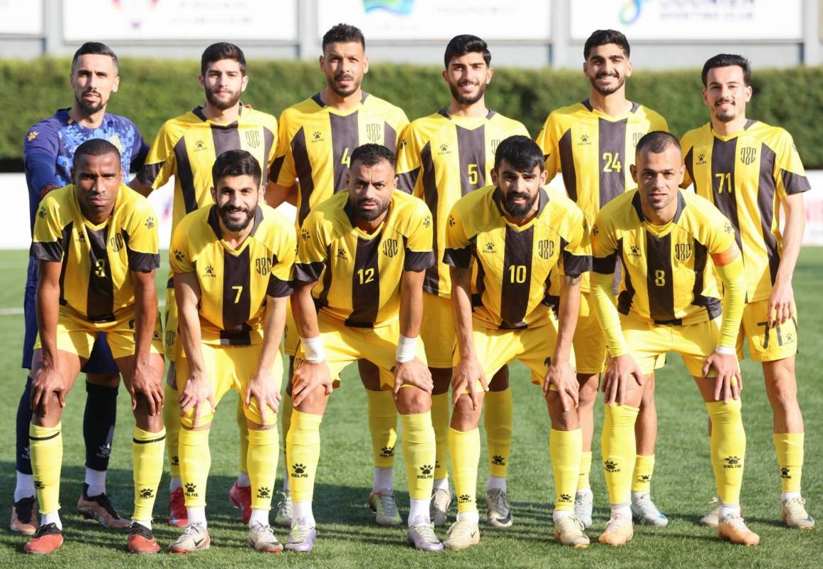 بطولة لبنان... الصراع على حاله بين ثلاثي الصدارة ورياح العهد تعصف بمدرب النجمة