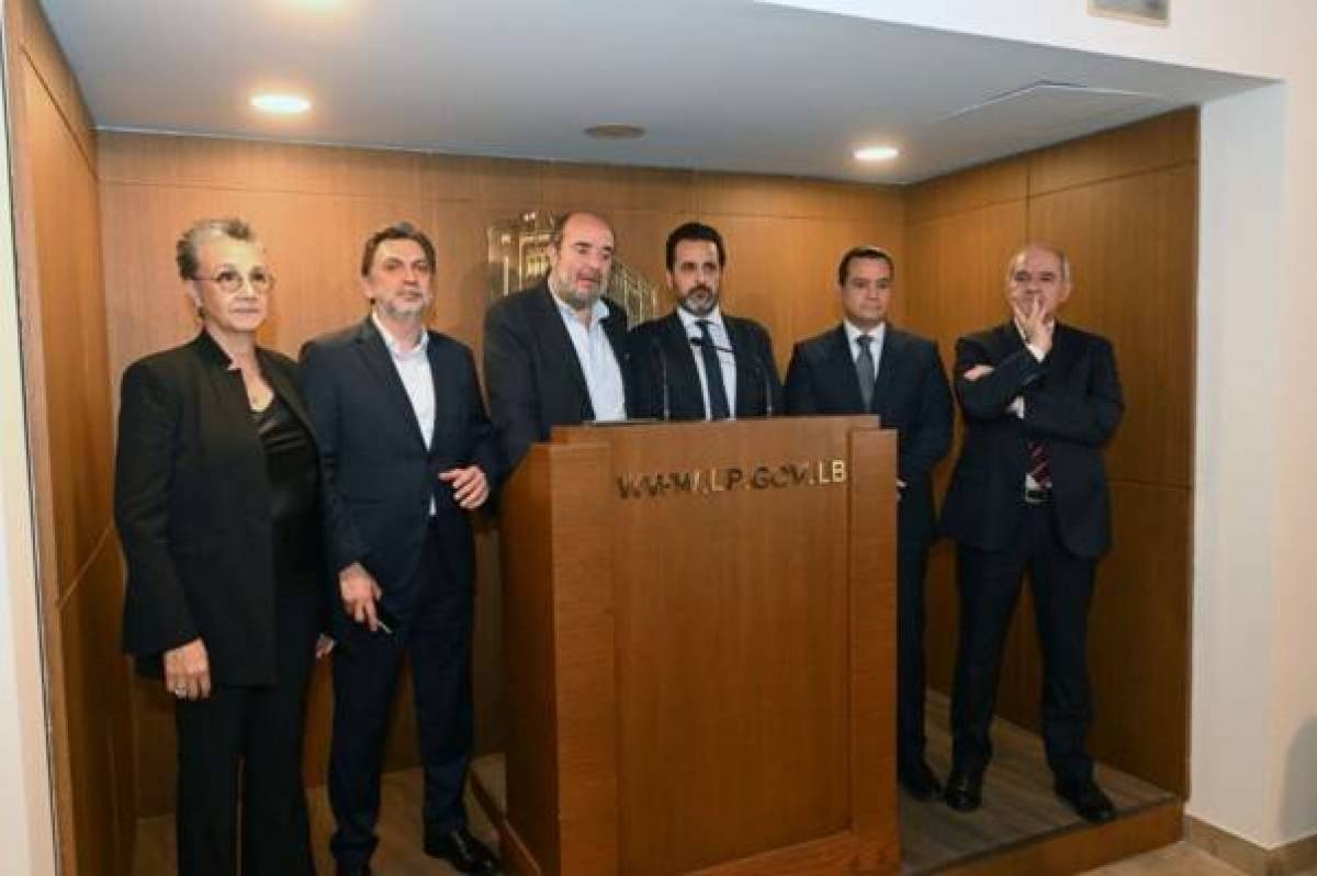 ٩ نواب تقدّموا باقتراح قانون لتعديل قانون الإنتخاب"لتثبيت حق المغتربين بالاقتراع في دوائرهم الأصليّة"