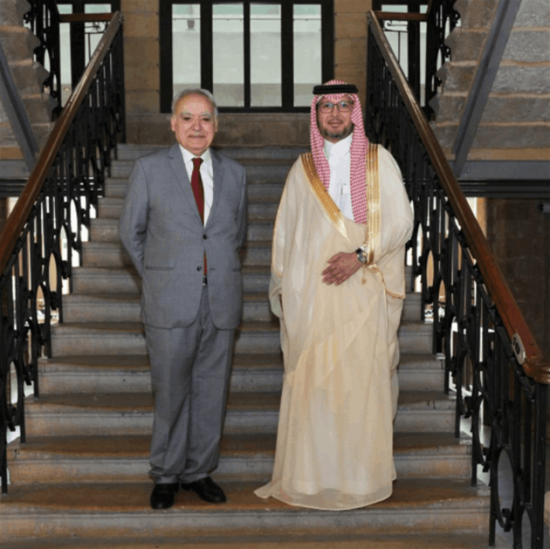 سفير المملكة في لبنان يزور وزير الثقافة