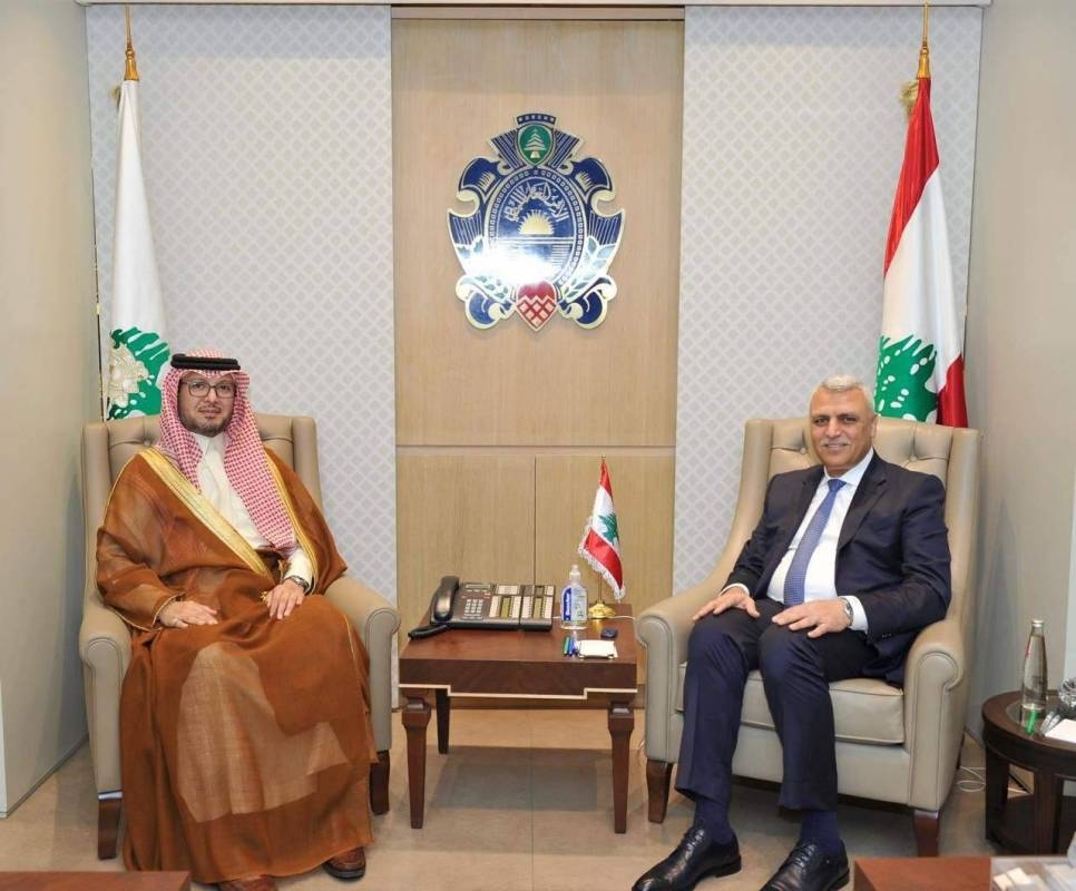اللواء شقير استقبل بخاري وسفير إسبانيا