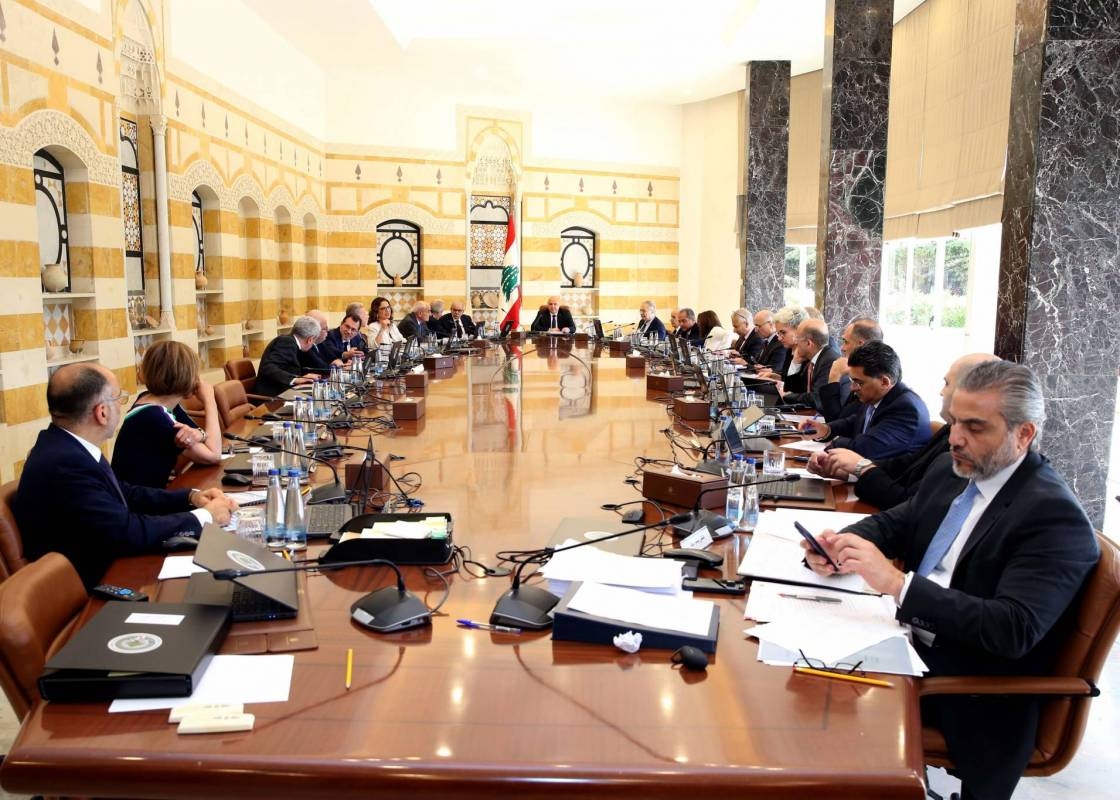 سوريا إلى الانفراج ولبنان في مقعد الانتظار اقالة رمزي نهرا بعد سلسلة تجاوزات وشكاوى شعبية