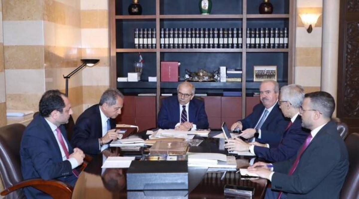 سلام ترأس اجتماعًا في إطار التحضير لزيارة العراق وبحث مع وفد قدامى أساتذة "اللبنانيّة" أوضاع المتقاعدين