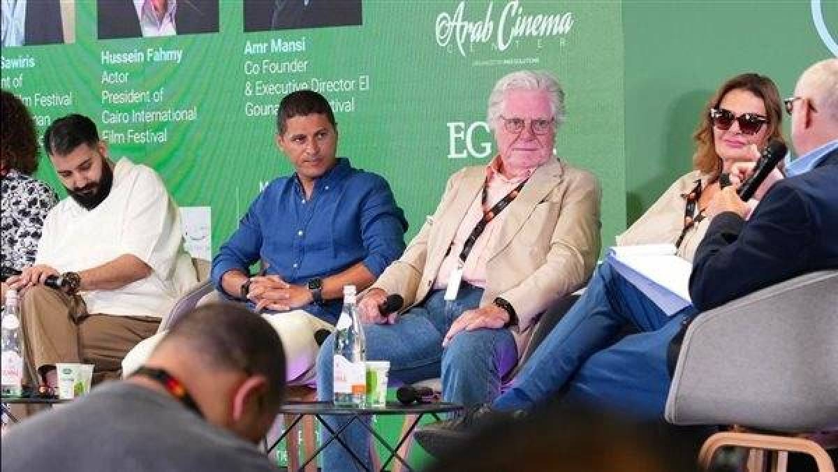 حسين فهمي في "كان": بدأنا ننهض