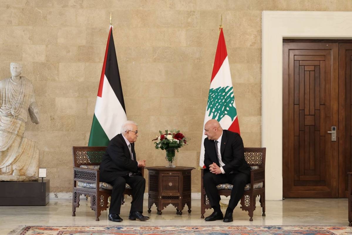 قمّة لبنانيّة - فلسطينيّة... تأكيد على حق العودة وعدم استخدام الأراضي اللبنانيّة كمنطلق لأي عمليات عسكريّة عون وعباس دانا الاعتداءات "الإسرائيليّة" المتكررة على لبنان ودعَوا المجتمع الدولي لا سيما أميركا وفرنسا للضغط على "إسرائيل" لتنفيذ الاتفاق الذي تمّ التوصل إليه