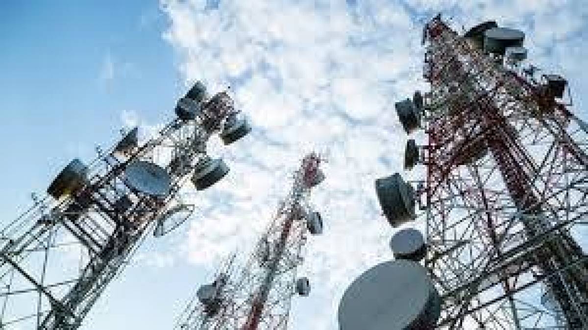 نقابة موظفي الشركات المشغلة للخلوي لوحت بتحركات تصعيدية
