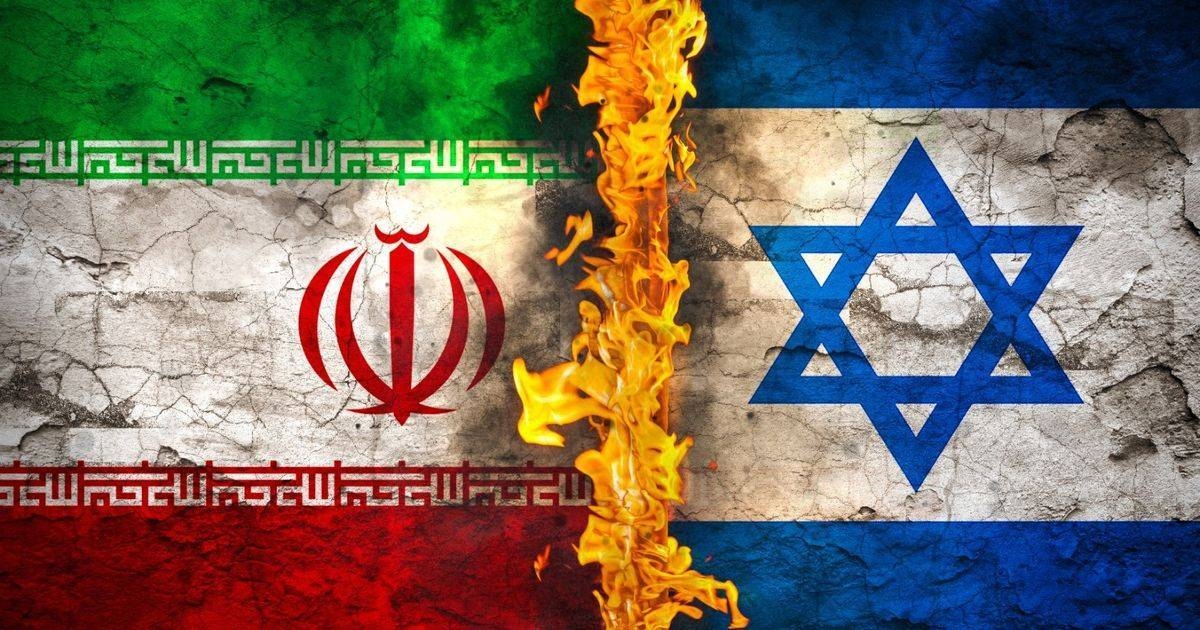 "أكسيوس" تكشف تفاصيل استعدادات "الضربة الإسرائيلية على إيران"