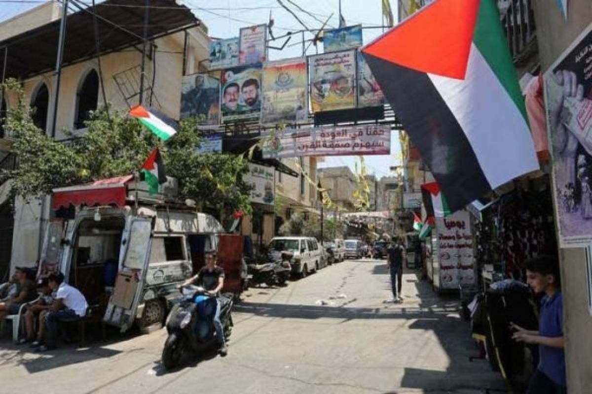 ازمة السلاح الفلسطيني: إدارة خاطئة للملف وتحذير أمني