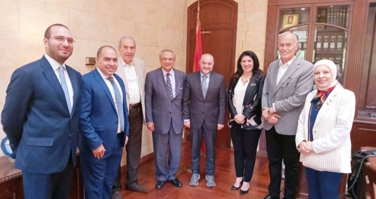 حبيب يزور قباني مهنئًا بتعيينه رئيسًا لمجلس الإنماء والإعمار