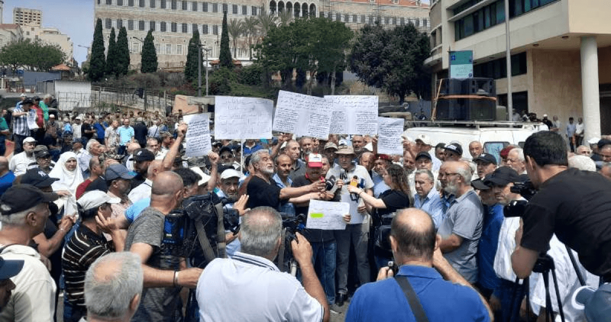 وقفة لـ "حَراك المؤهّلين المتقاعدين" في محيط السرايا الحكوميّة للمطالبة بحقهم من المحروقات