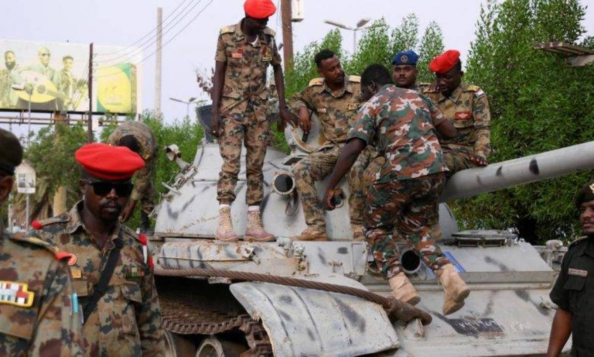 الجيش السوداني ينسحب من منطقة الحدود الليبيية