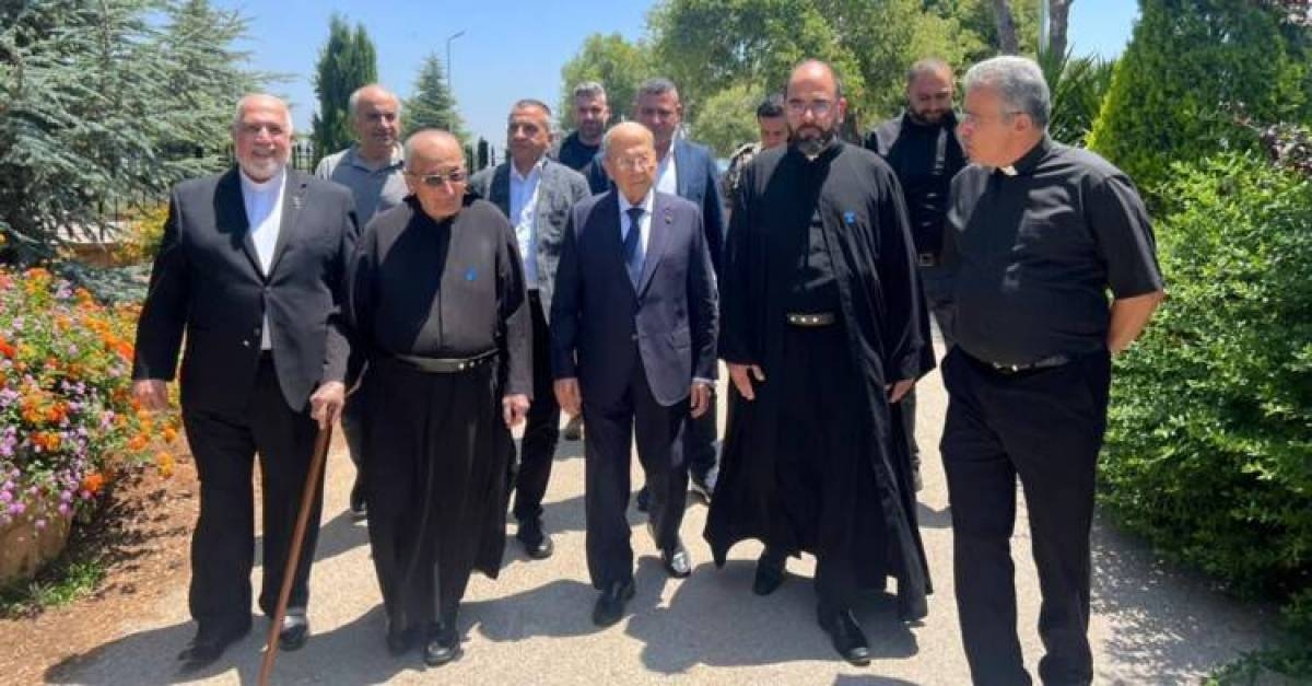 ميشال عون من دير القلعة: عشتُ تجربة الإبعاد والعودة... وخضتُ غِمار التصدّي والمواجهة