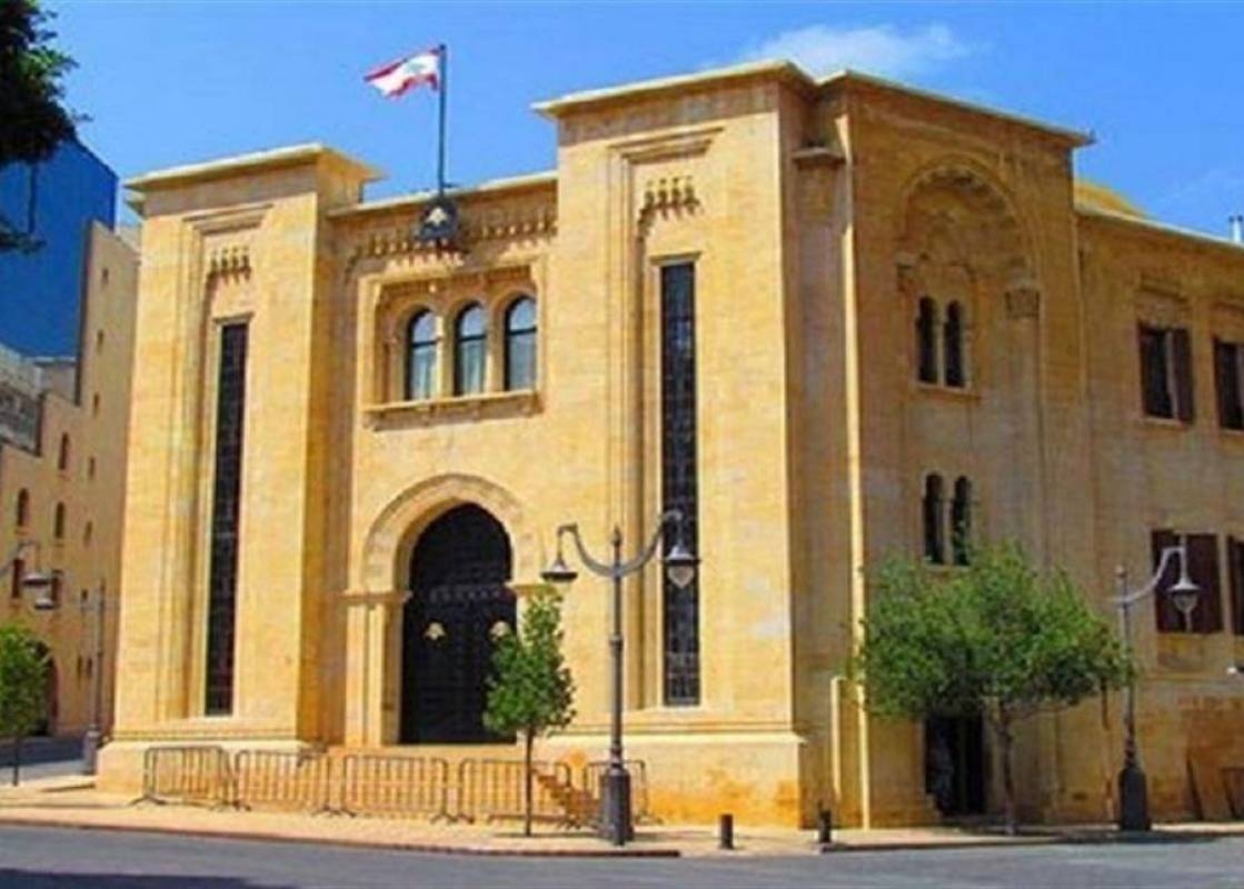 لجنة الأشغال العامة تردّ اقتراح إعفاء الشاحنات من الرسوم