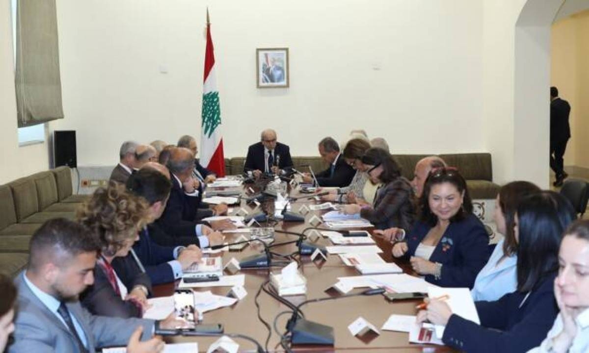 رحّب بدعم البنك الدولي... والتقى زواراً سلام ترأس اجتماعاً لمناقشة صندوق تعافي لبنان: خطوة لتعزيز جهود التعافي وإعادة الإعمار