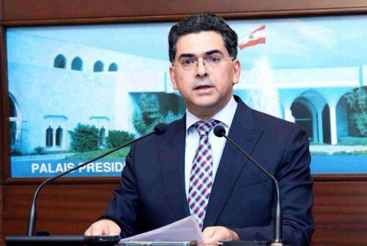 رفع الحد الأدنى الرسمي للأجور للمستخدمين والعمال إلى 28 مليون ليرة