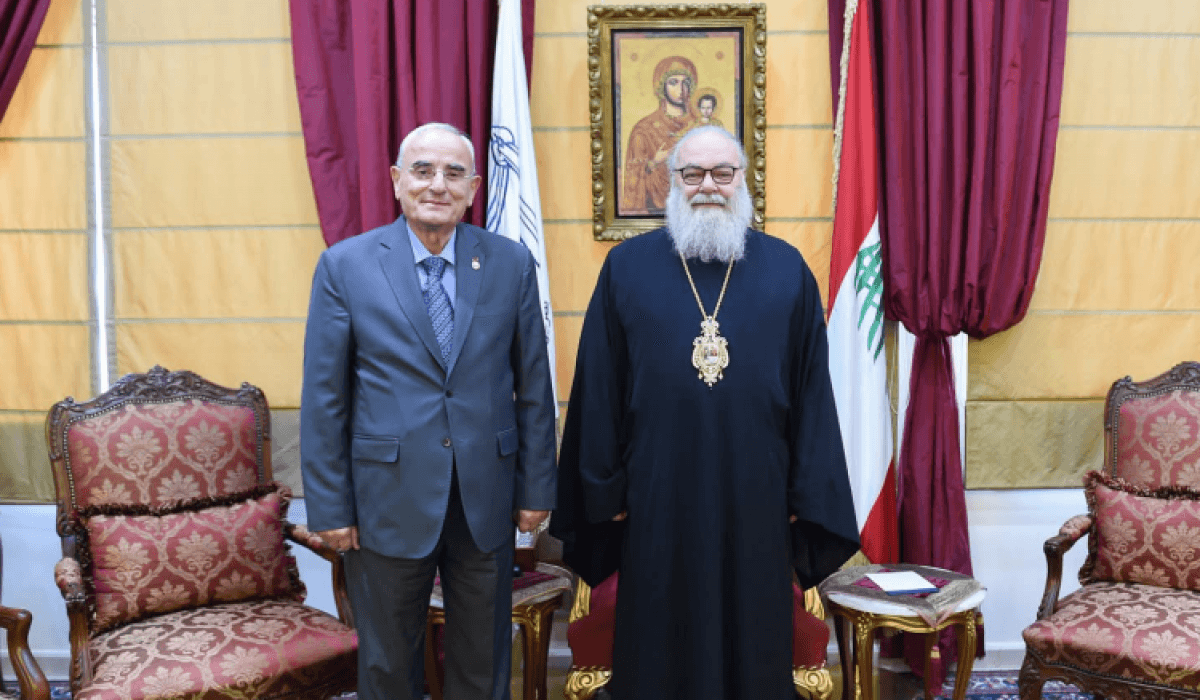 وزير الدفاع من البلمند: نعزي ونستنكر مجزرة كنيسة مار الياس