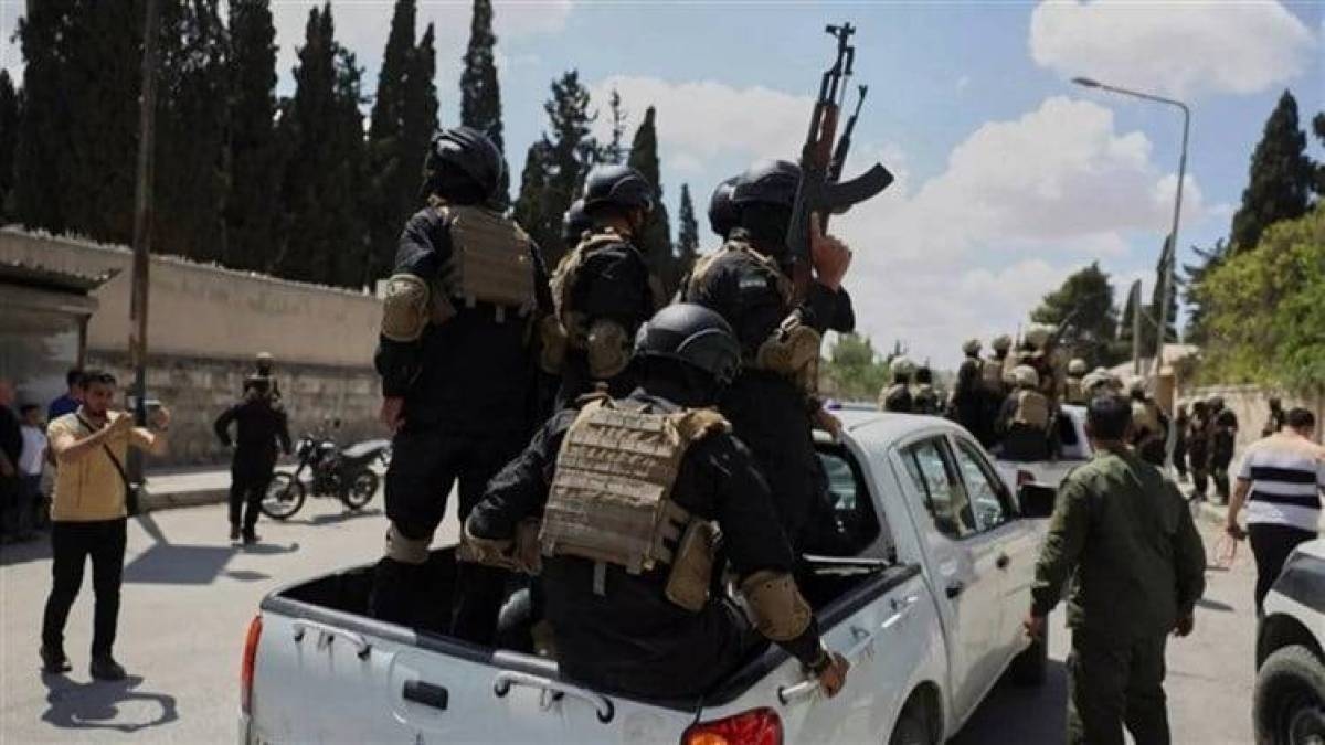 تحرّك لقوى الأمن الداخلي في درعا لتوفيرِ الحماية للمدنيين وممتلكاتهم في السويداء