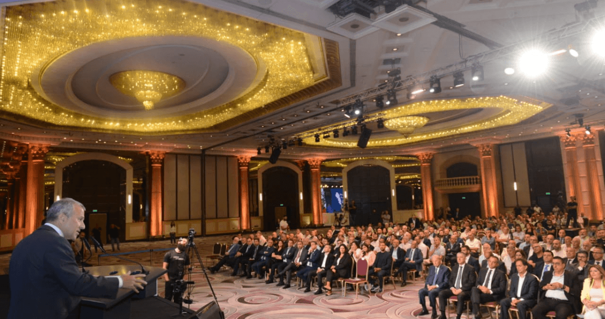 مؤتمر لـ"الوطني الحرّ" عن العمل البلدي واللامركزيّة الموسعة ومخاطر النزوح باسيل: الدولة عاجزة عن أي قرار بملف النزوح لذلك الإتكال على البلديات التي لا يجوز تخويفها من المجتمع الدولي