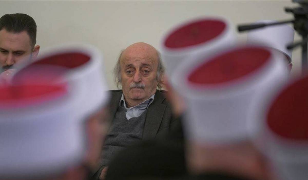 جنبلاط يدعو إلى تثبيت وقف النار في السويداء