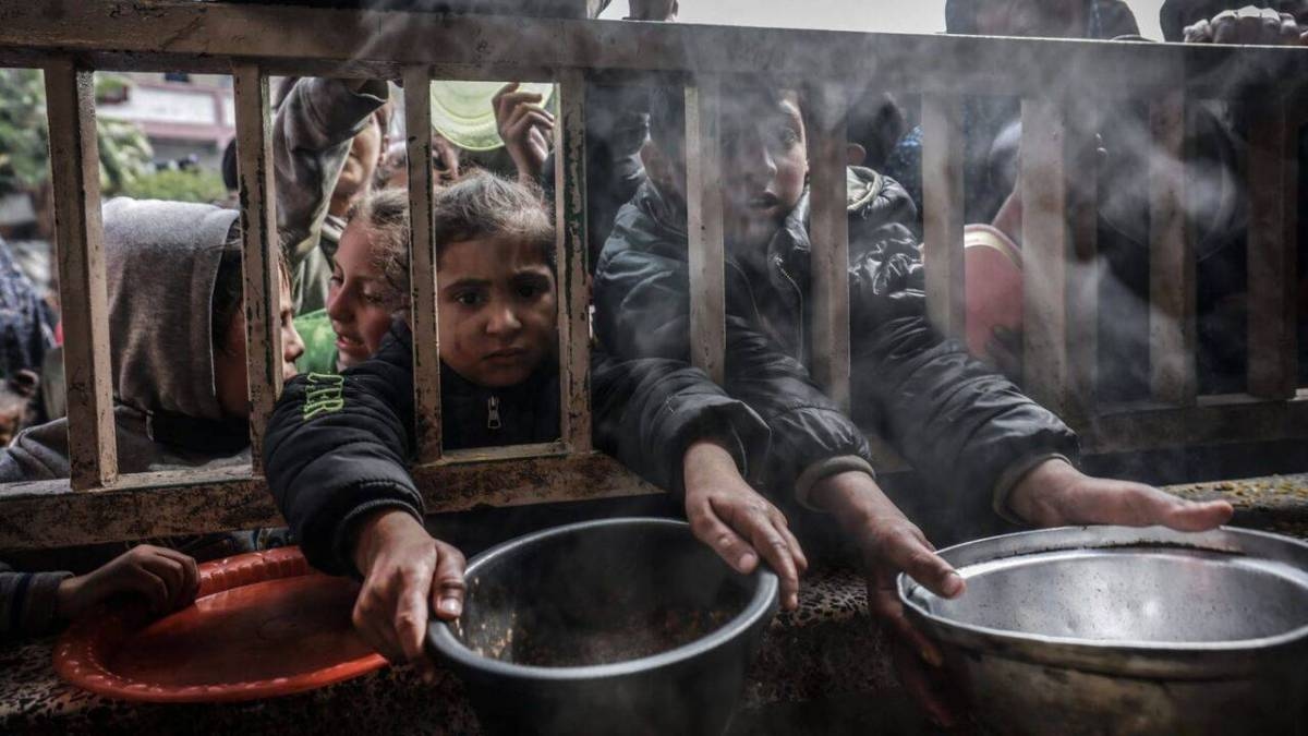 غزة تتضور جوعا وأقصى اليمين الإسرائيلي يحلم