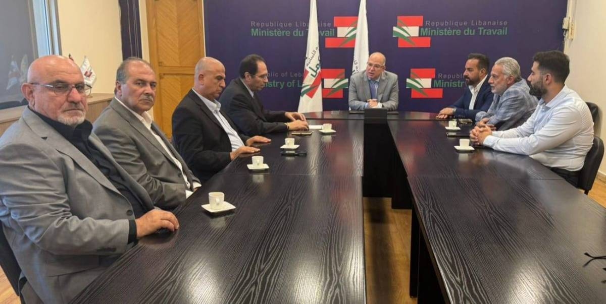 حيدر يستمع من البراكس إلى مطالب أصحاب المحطات