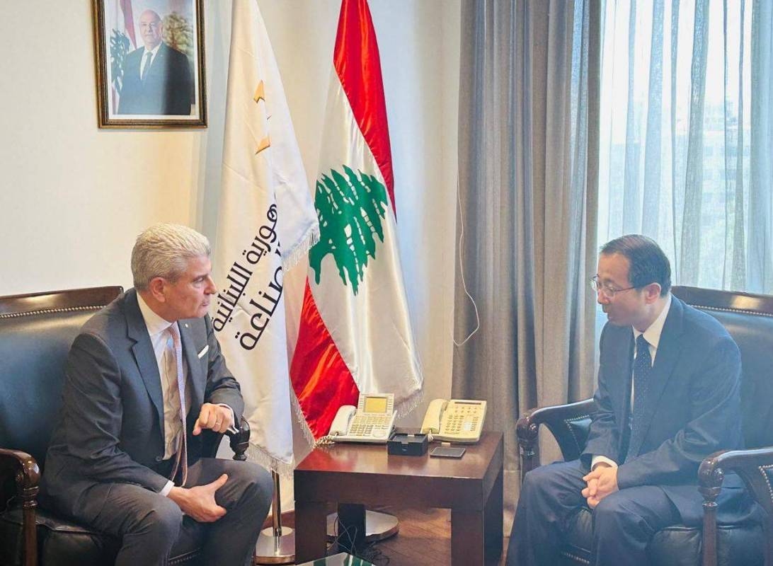 وزير الصناعة وسفير الصين عرضا التعاون التكنولوجي
