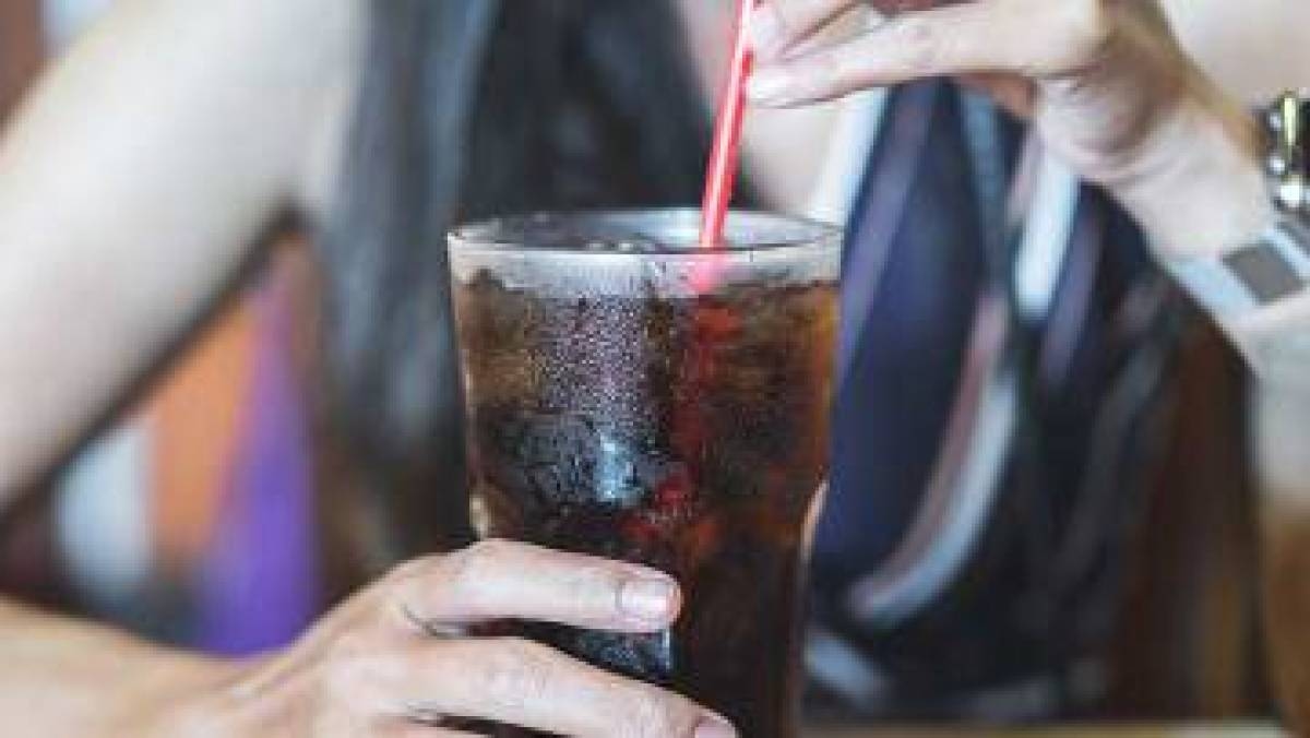 أسوأ المشروبات لصحّة الدم… وارتباطها بظهور سرطان الدم