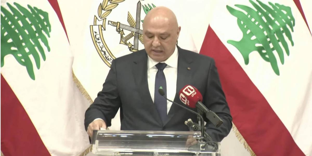 عشية عيد الجيش... الرئيس عون يطرح معادلة السيادة: لا سلاح خارج الدولة وتعديلات جوهرية على الورقة الأميركية!