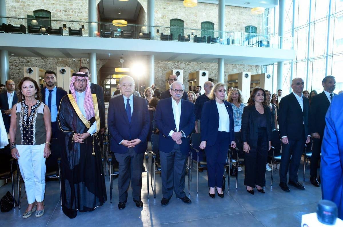 جلسة حواريّة مشتركة لمناقشة تداعيات انفجار الرابع من آب سلام: إنّ العدالة ولو تأخرت... لا بدّ أن تتحقق السيّد: الوزارة ستصدر بطاقات إعاقة لضحايا الانفجار