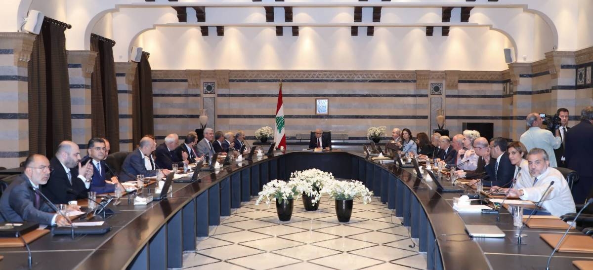 مجلس الوزراء منح أصحاب المولدات 45 يوماً لتسوية أوضاعهم ووافق على تطويع 1500 رقيب في قوى الأمن وعيّن مديراً لـ "مستشفى رفيق الحريري"