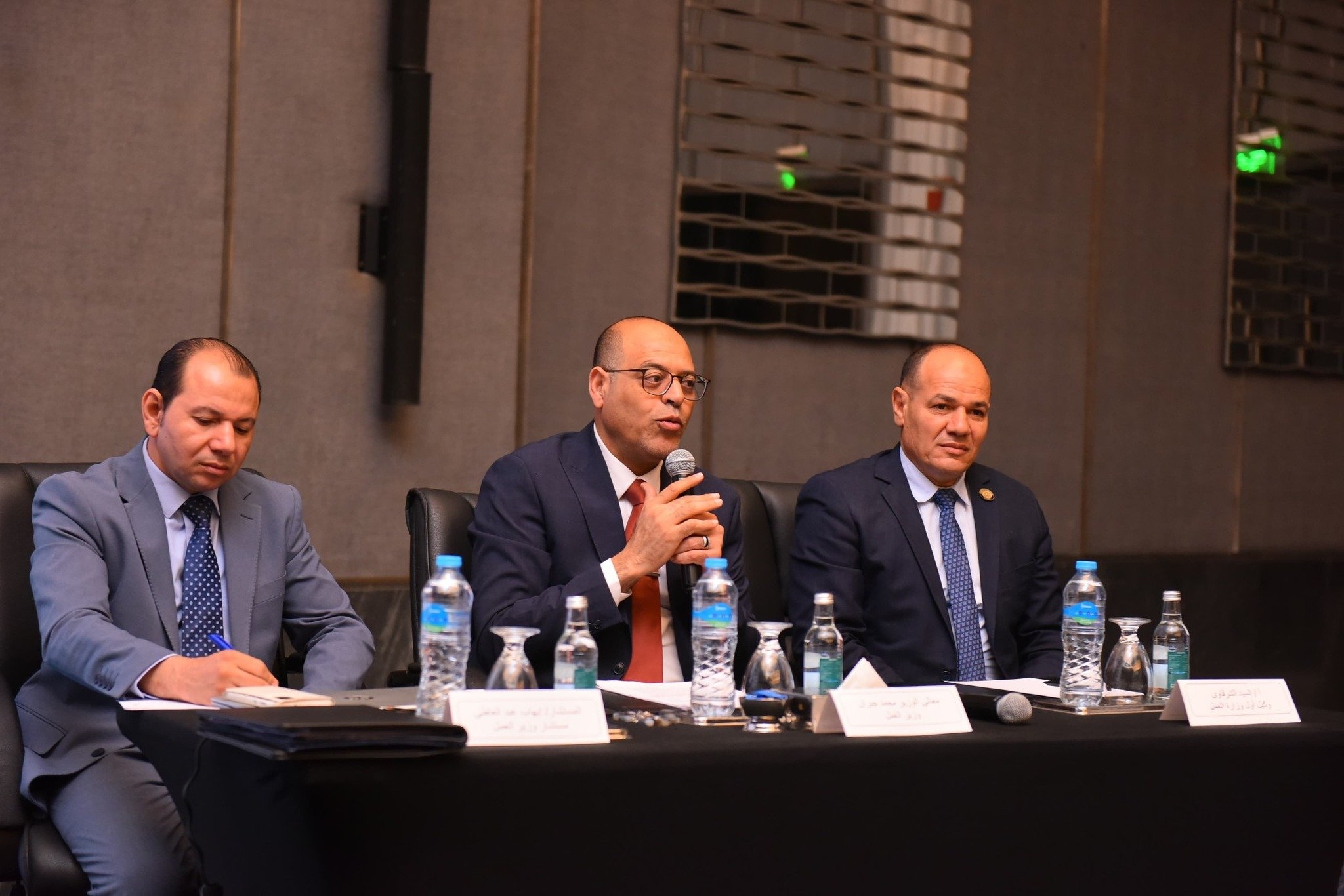 يطبق سبتمبر المقبل.. جبران: قانون العمل الجديد يراعي المعايير الدولية ويحقق الأمان الوظيفي