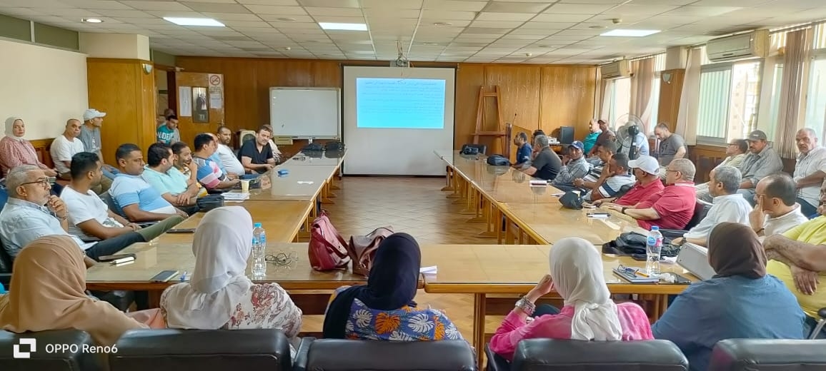 «القابضة لكهرباء مصر» تنظم ندوة توعية عن السلامة والصحة المهنية للعاملين بـ«الإسكندرية للتوزيع»