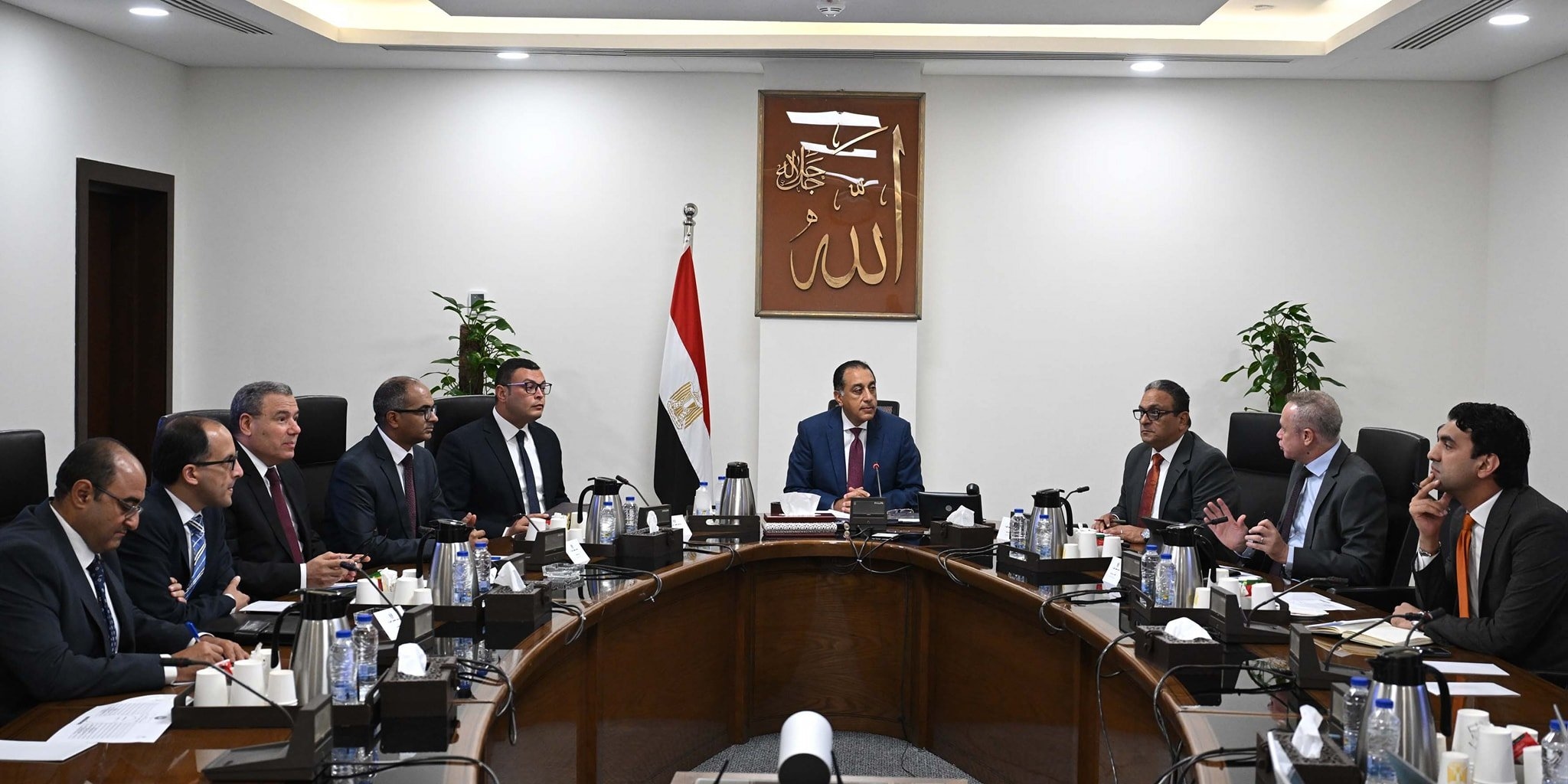 رئيس الوزراء: تحلية المياه تحظي بأهمية كبري لدي الدولة ونسعي للتوسع في هذا المجال