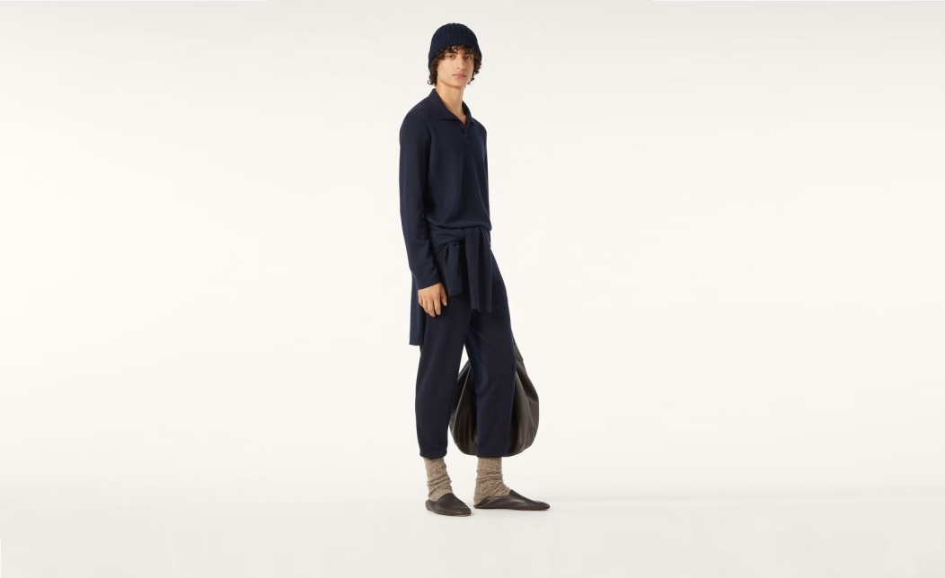 الراحة تلتقي الأناقة: سراويل Joggers وSweatpants لربيع 2025