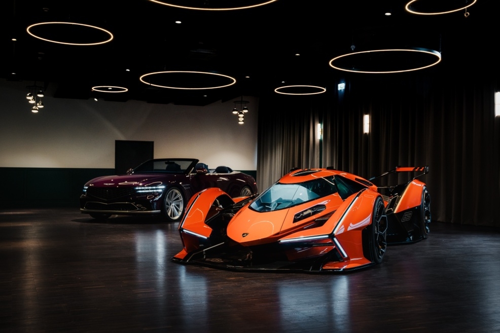 Vision GT الجديدة من لامبورجيني.. تصميم مستقبلي بمحرك V8 وقوة 808 حصان (فيديو)