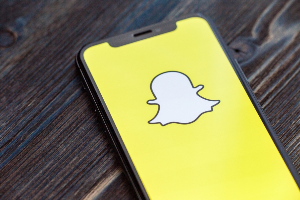 أسهم snap تتراجع بعد اكتشاف "ثغرة الـ 800 دولار".. وعائدات الإعلانات في خطر