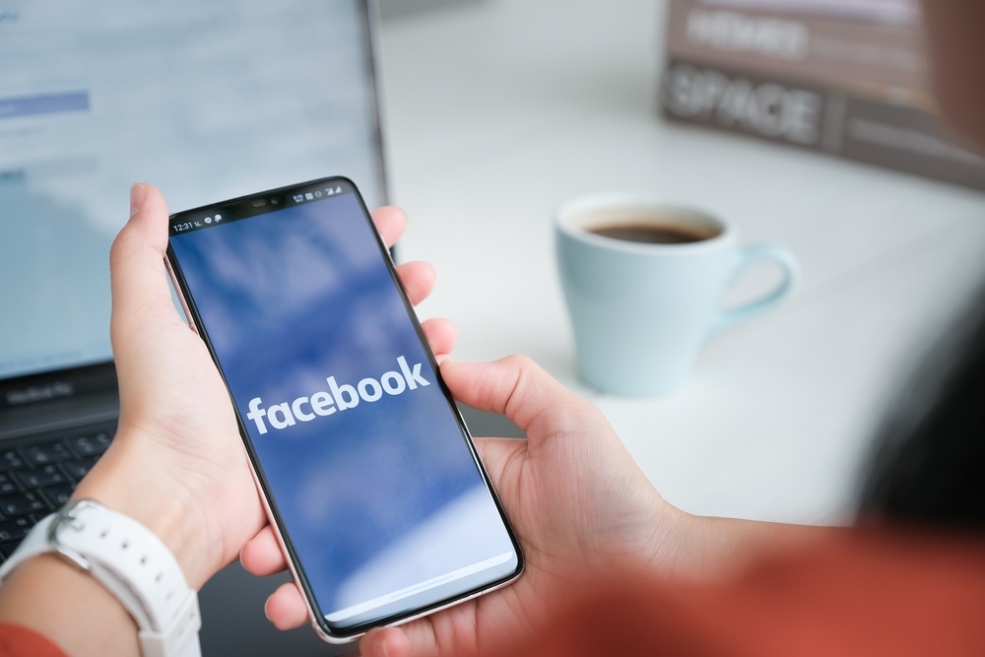 تحديث أمني جديد من "فيسبوك" على آيفون وأندرويد