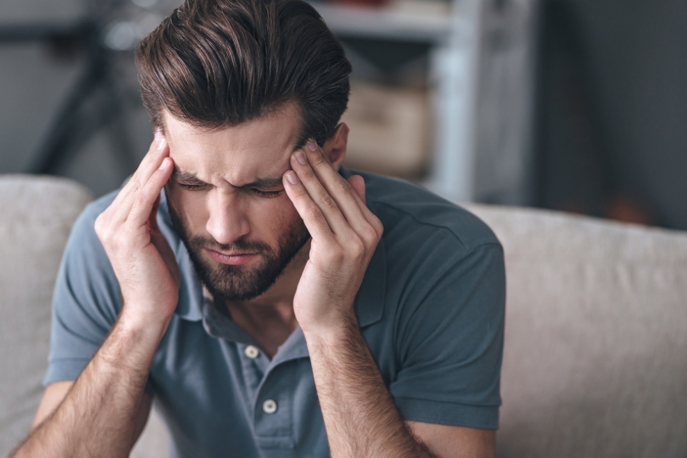 صداع رجيم الكيتو: لماذا يحدث وكيف تتجنبه لفقدان الوزن بسهولة وأمان؟